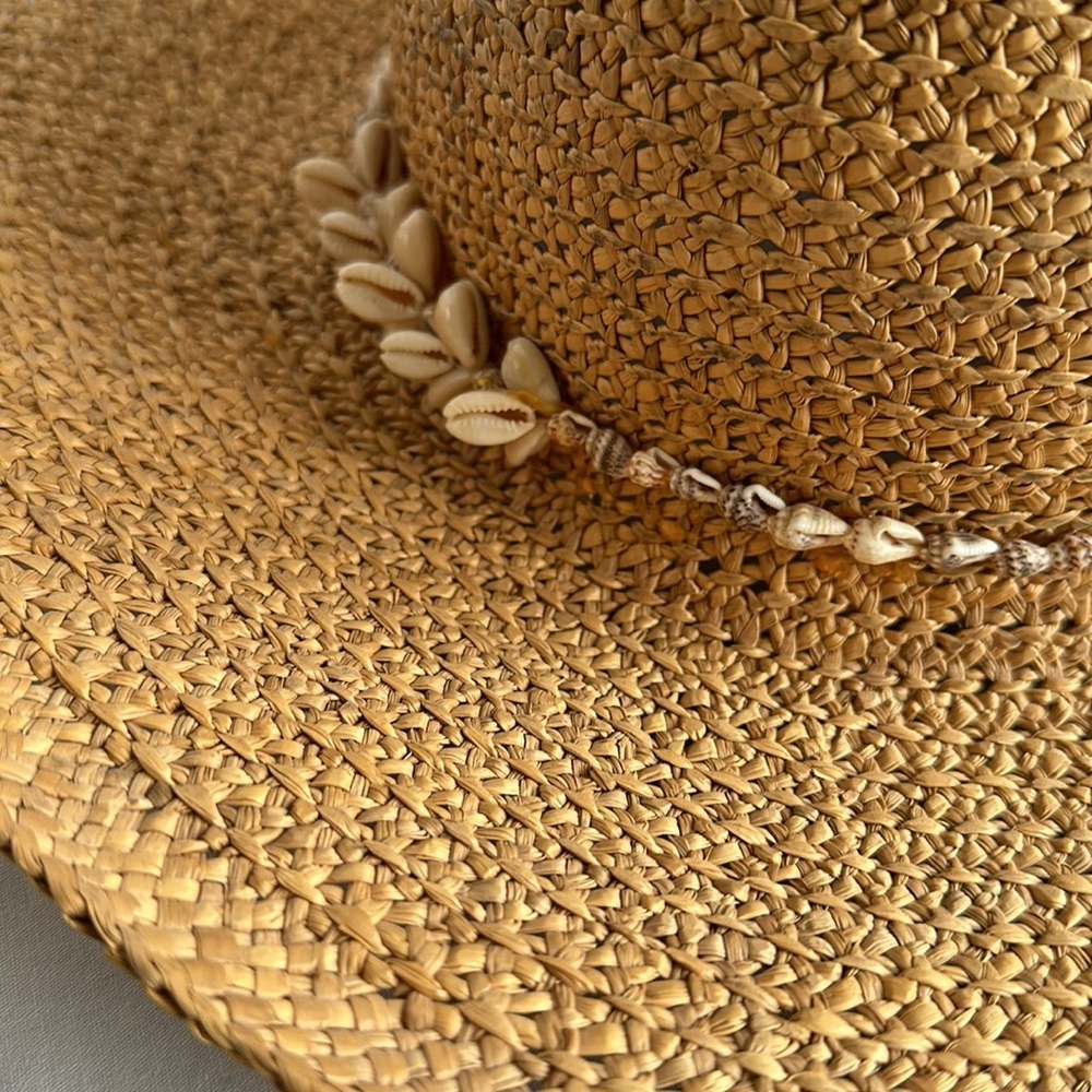 Straw Hat With Seashells - image 4